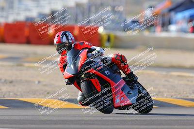 media/Dec-18-2022-SoCal Trackdays (Sun) [[8099a50955]]/Turn 2 (950am)/